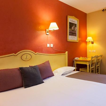 Logis Hotel & Restaurant L'Etape Bouc Bel Air - Gardanne Екстер'єр фото