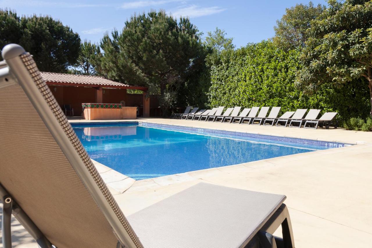 Logis Hotel & Restaurant L'Etape Bouc Bel Air - Gardanne Екстер'єр фото